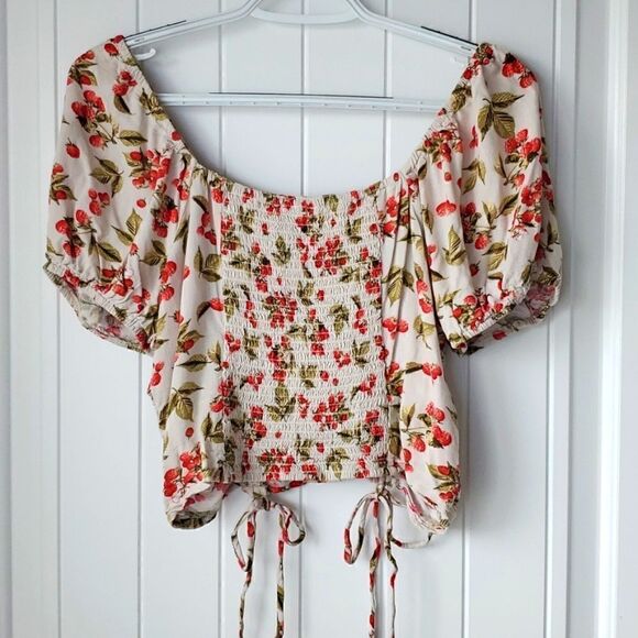 Meraki Women’s Raspberry Crop Top, size Large - Picture 5 of 5